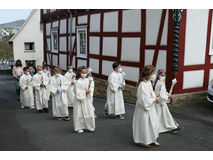 Feier der 1. Heiligen Kommunion in Sankt Crescentius (Foto: Karl-Franz Thiede)